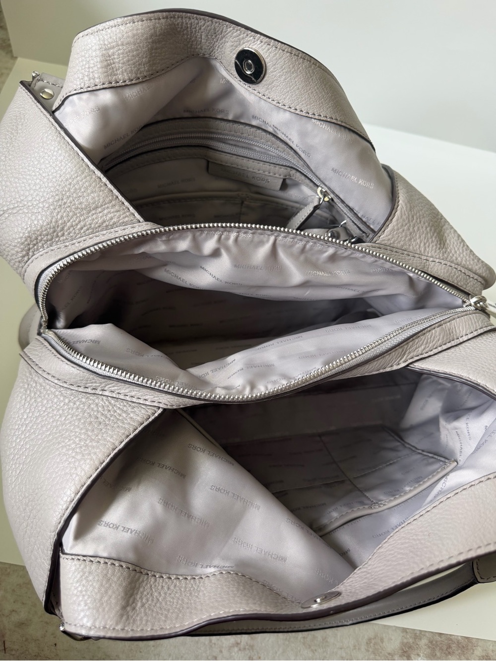 Michael Kors Gray Pebbled Leather Tote Shoulder Bag - Picture 6 of 7